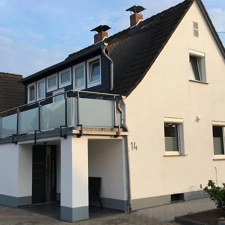 „im Kleinen Loeoek“ - Dg - 2 - Balkon - Boxspringbett - 2 Tv Appartement Rinteln