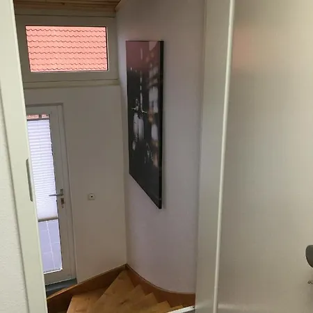 „im Kleinen Loeoek“ - Dg - 2 - Balkon - Boxspringbett - 2 Tv * Rinteln