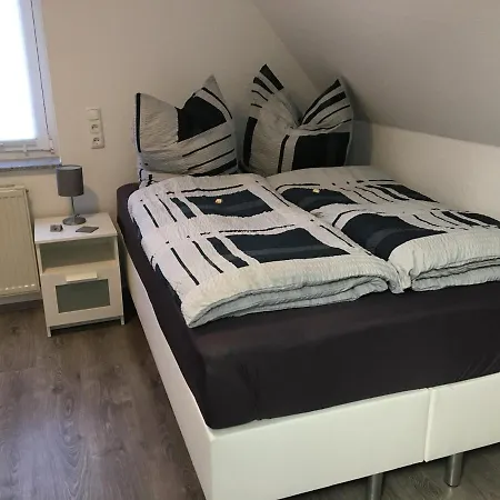 „im Kleinen Loeoek“ - Dg - 2 - Balkon - Boxspringbett - 2 Tv *
