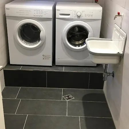 „im Kleinen Loeoek“ - Dg - 2 - Balkon - Boxspringbett - 2 Tv Appartement Rinteln